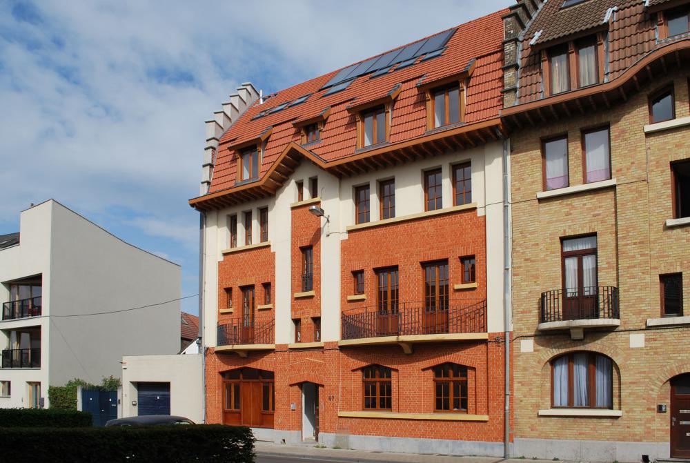 photographie de la façade à rue des logements Wauters  