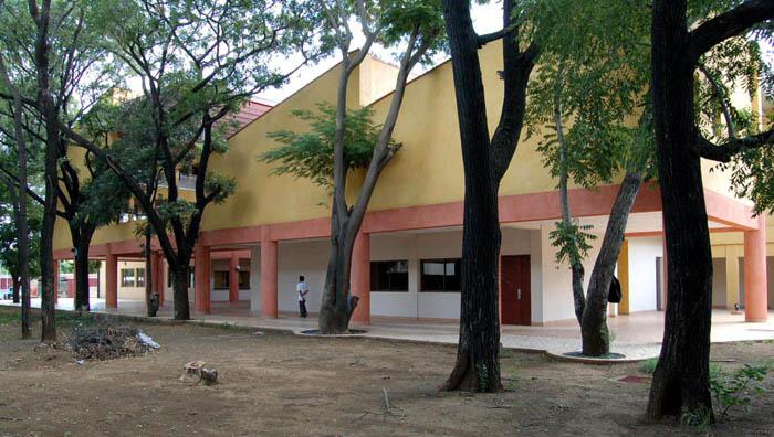 photographie de l'école nationale de tourisme