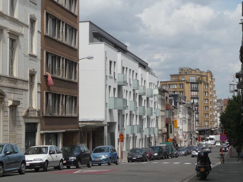 photographie de la façade à rue des logements Vleurgat 