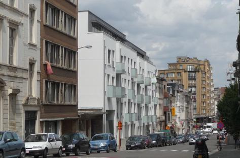 photographie de la façade à rue des logements Vleurgat 